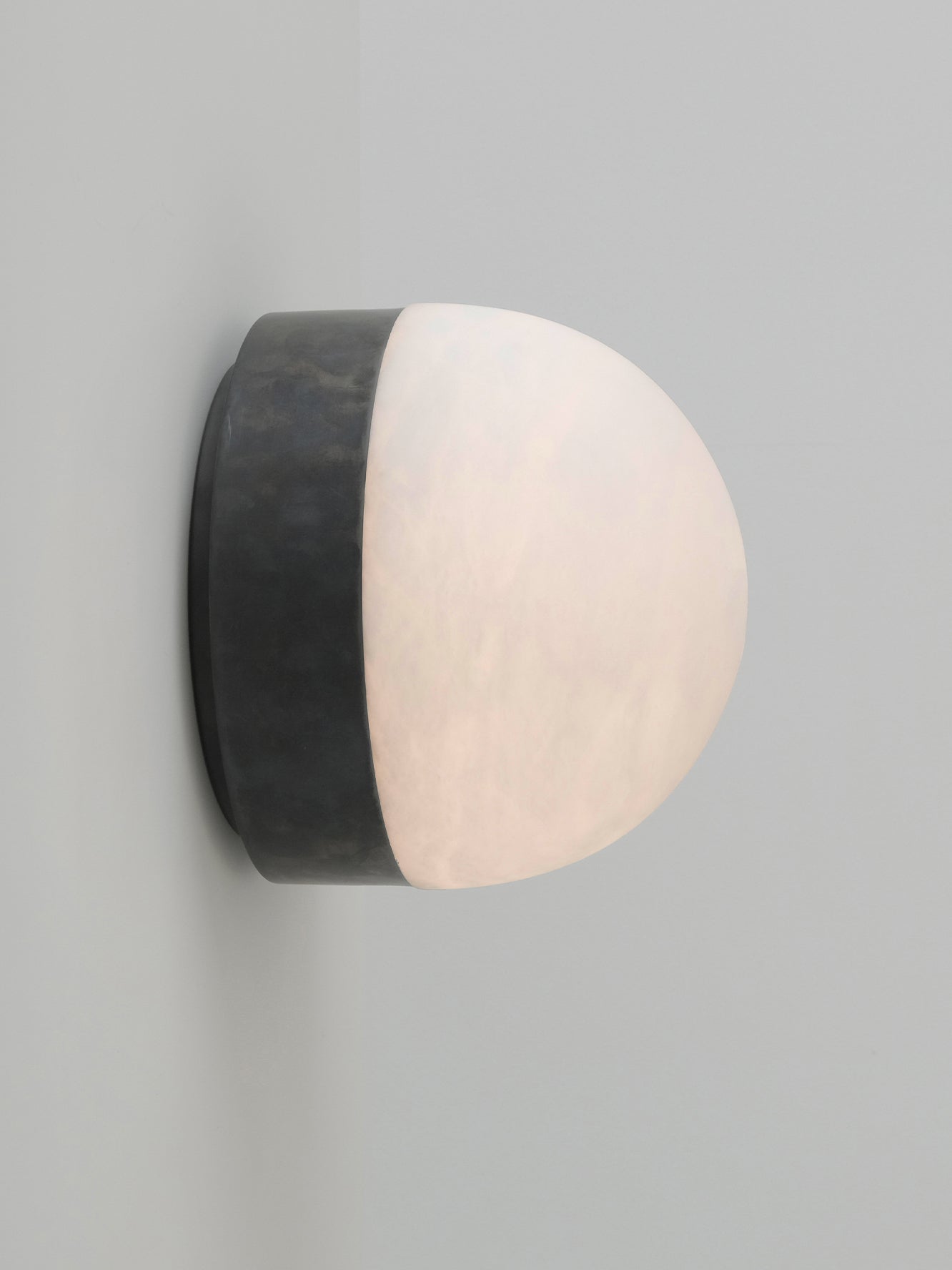 Lucid Wall Lamp