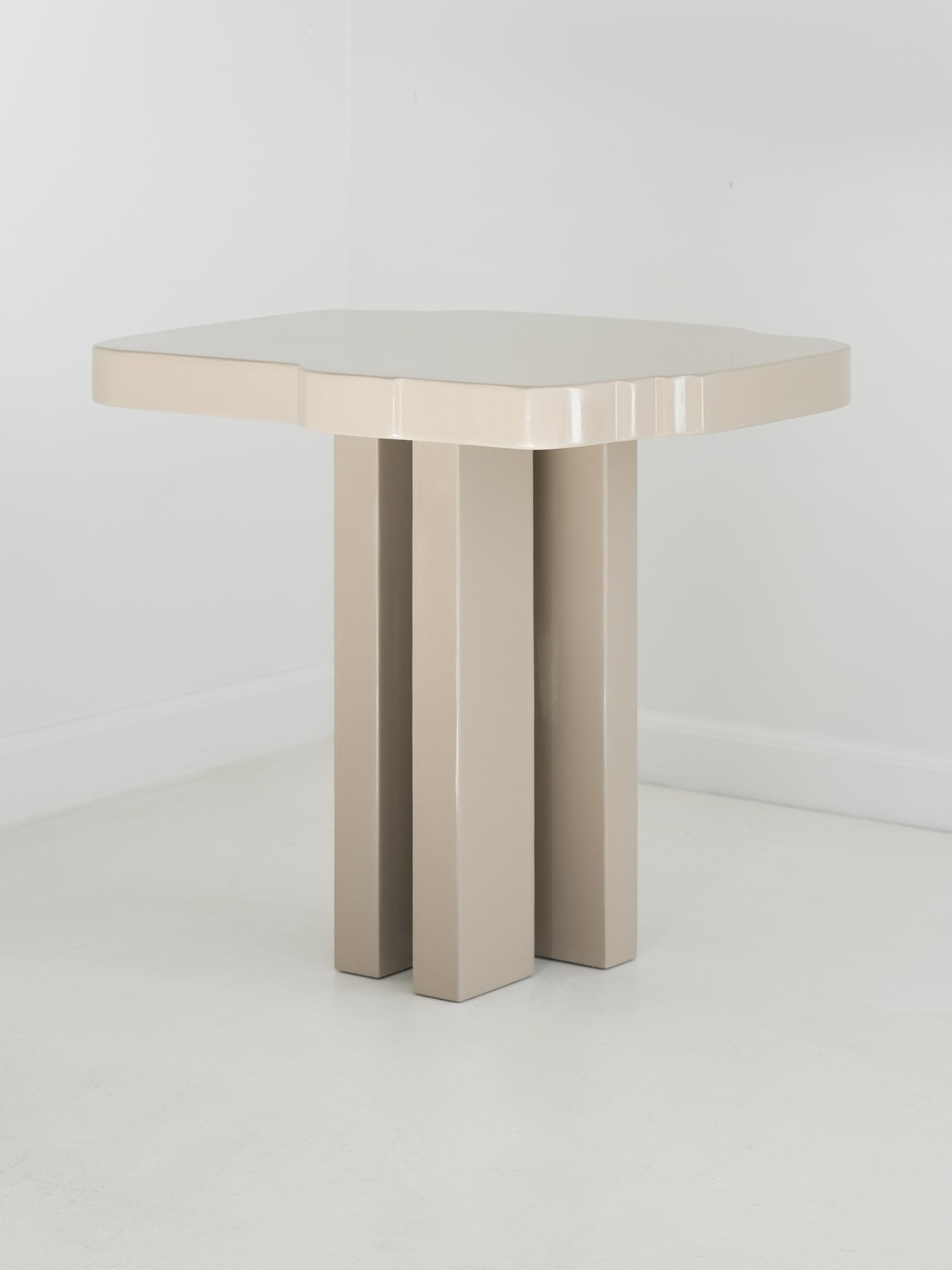 Corner Dining Table