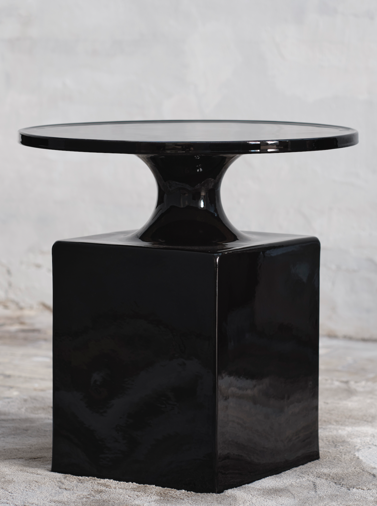 OUK side table