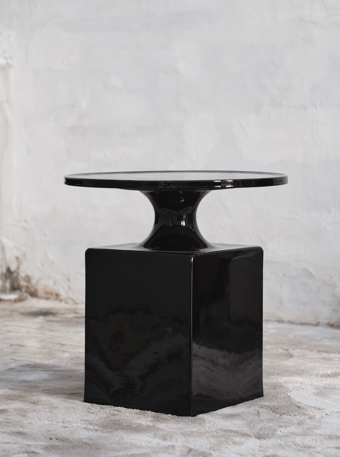 OUK side table